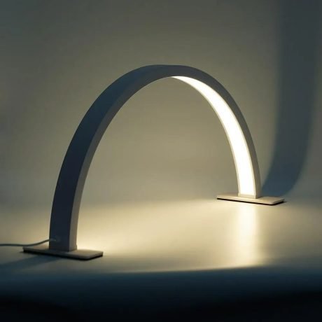 Επιτραπέζιο Φωτιστικό Led Half Moon 750mm ΜαύροΕπιτραπέζιο Φωτιστικό Led Half Moon 750mm